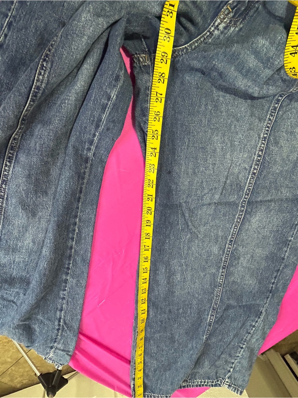 Time and Tru Relaxed Blue Denim Drawstring Jeans - Picture 6 of 8